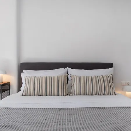 Bombay By Mykonos Mood *